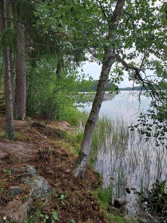 Eraemoekki Jaerven Rannalla Laitila Kültér fotó